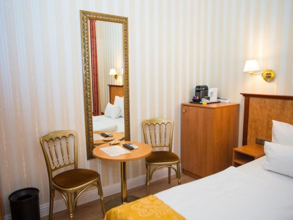 Pension Opera Suites I Self Check In : photo 6 de la chambre chambre double classique