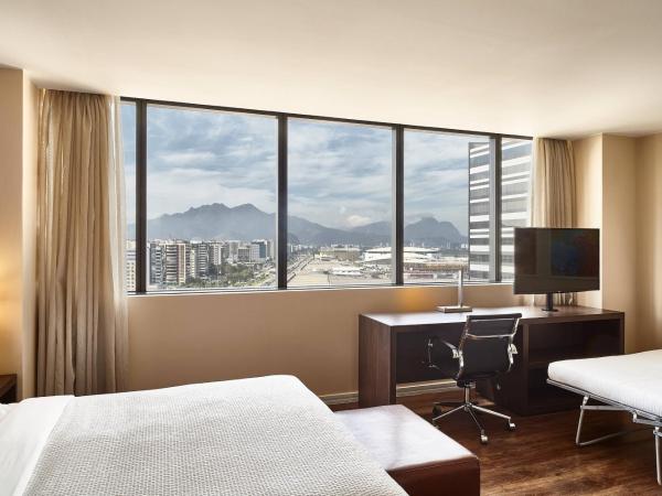 Residence Inn by Marriott Rio de Janeiro Barra da Tijuca : photo 2 de la chambre studio apartment, 1 king, sofa bed, lagoon view