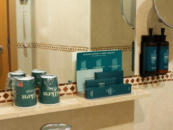 Silken Juan de Austria : photo 1 de la chambre chambre double ou lits jumeaux confort