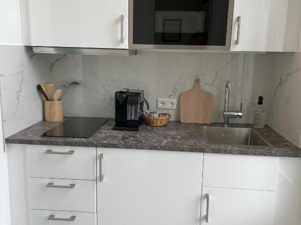 Bed and Breakfast Always Good : photo 6 de la chambre chambre double avec balcon