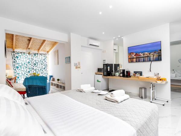Notus Chania Crete : photo 4 de la chambre premium suite with terrace and sea view