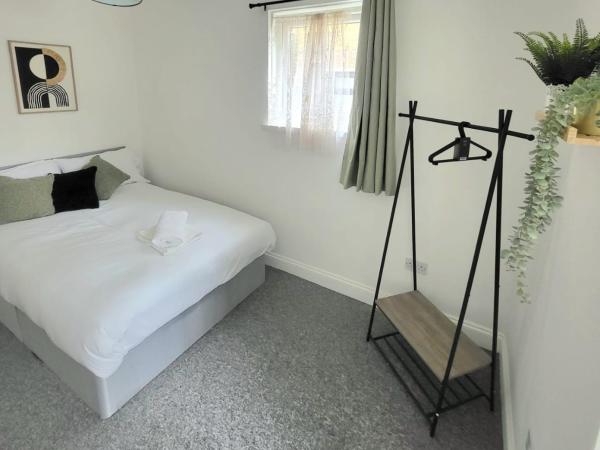 London En-suite Double Rooms - Leytonstone E11 : photo 1 de la chambre chambre double avec salle de bains privative