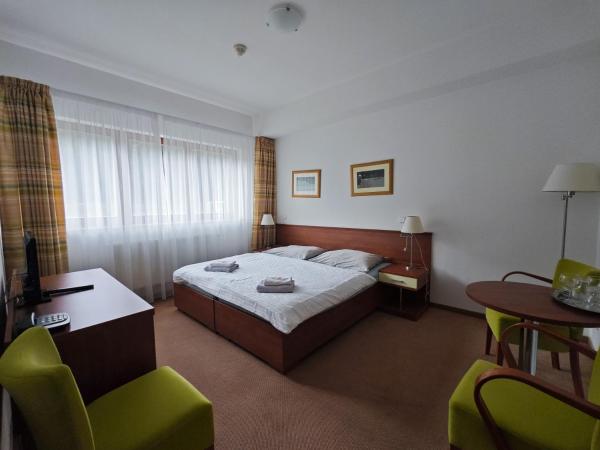 Geyserpark Village : photo 2 de la chambre chambre double ou lits jumeaux - vue sur jardin