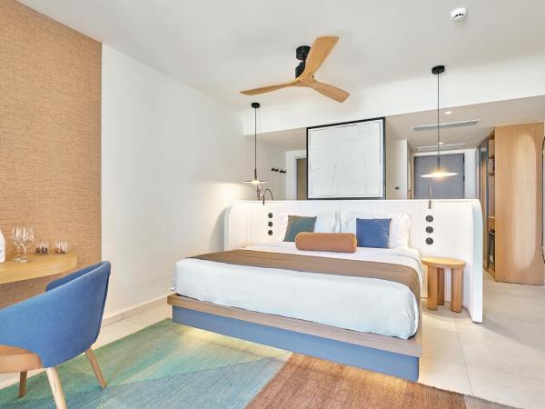 Paralos Kosta Alímia : photo 2 de la chambre suite junior - vue sur mer