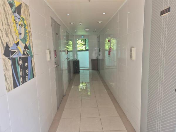 Healing House : photo 4 de la chambre chambre simple avec salle de bains privative