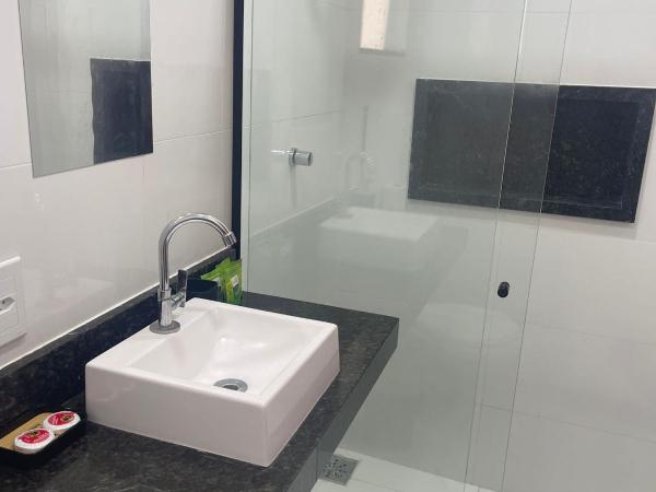 Do Adriano Suites : photo 5 de la chambre suite standard