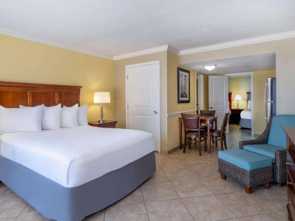 The Sandbar Hotel, Trademark Collection by Wyndham : photo 1 de la chambre efficiency queen room with pool view - non-smoking