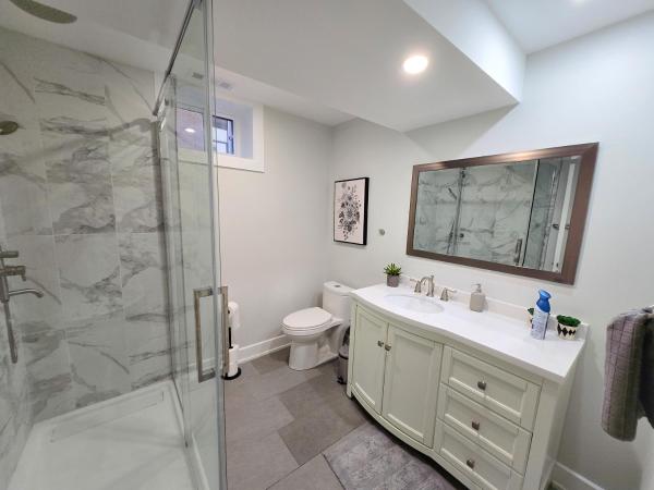 Byward-Market Luxury GuestHouse : photo 7 de la chambre studio lit queen-size de luxe