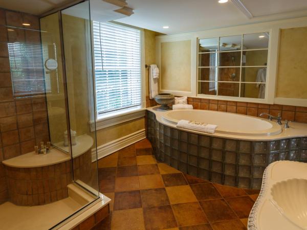 The Gastonian, Historic Inns of Savannah Collection : photo 8 de la chambre lincoln street - deluxe king