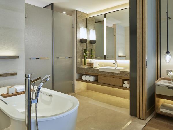 Hangzhou Marriott Hotel Qianjiang : photo 1 de la chambre chambre premier avec 2 lits doubles - vue sur fleuve