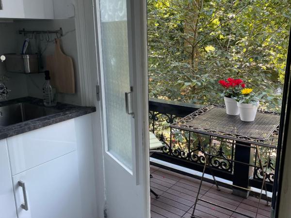 Bed and Breakfast Always Good : photo 7 de la chambre chambre double avec balcon