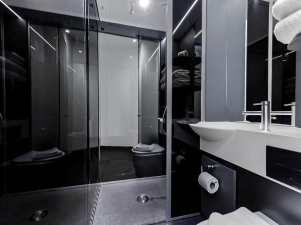 The Z Hotel Trafalgar : photo 5 de la chambre hébergement lit queen-size intérieur z (sans fenêtre)