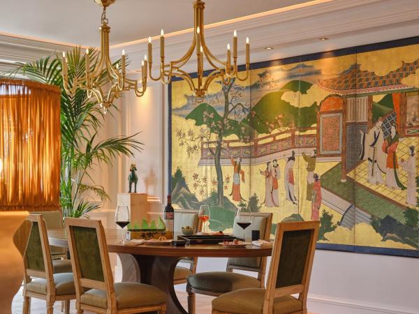 Airelles Château de la Messardière : photo 6 de la chambre appartement - rez-de-chaussée