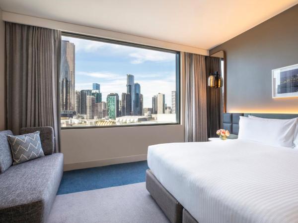 Crowne Plaza Melbourne, an IHG Hotel : photo 7 de la chambre suite 1 chambre - vue sur rivière