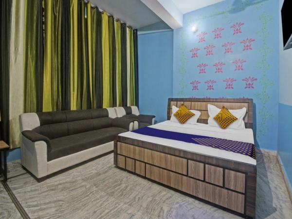 SPOT ON Hotel Rj14 : photo 1 de la chambre chambre double standard