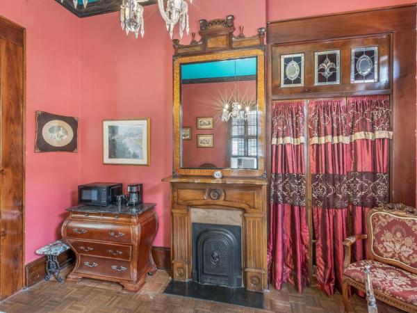 Royal Barracks Guest House : photo 4 de la chambre chambre quadruple deluxe