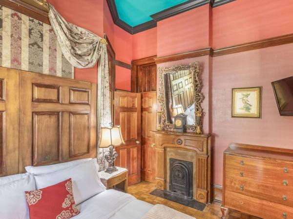 Royal Barracks Guest House : photo 5 de la chambre chambre quadruple deluxe