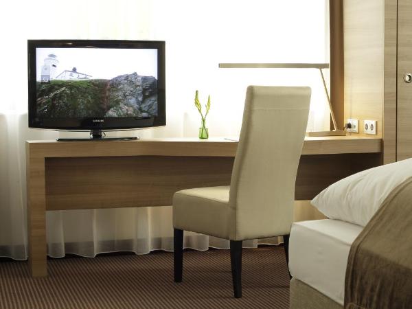 H4 Hotel Berlin Alexanderplatz : photo 1 de la chambre suite