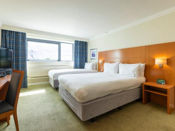 Holiday Inn Cardiff City, an IHG Hotel : photo 3 de la chambre chambre lits jumeaux standard