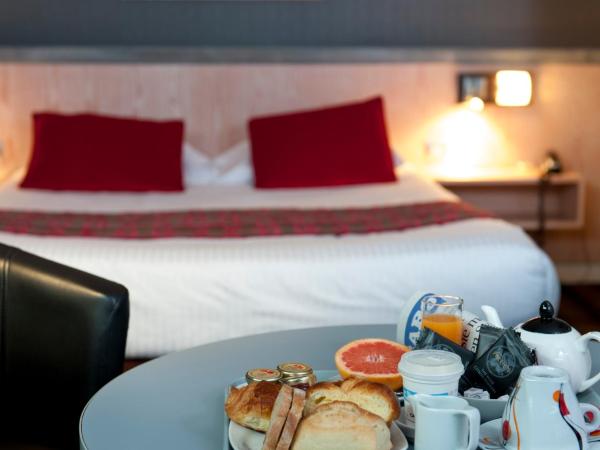 Brit Hotel Belfort Centre-Le Boreal : photo 3 de la chambre chambre familiale (2 adultes et 2 enfants)