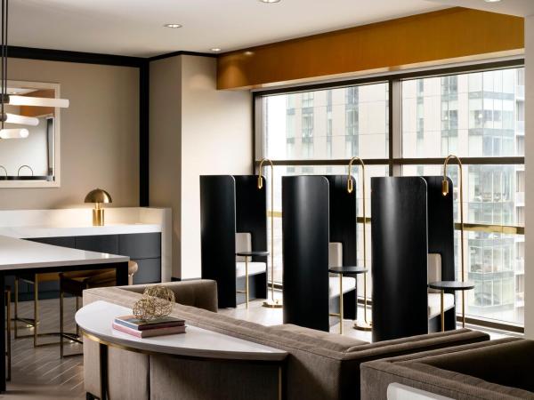 Le Centre Sheraton Montreal Hotel : photo 2 de la chambre chambre 1 lits king-size Étage club - Étage supérieur