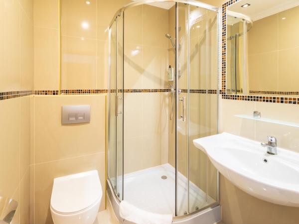 Noclegi Stadion Bed & Breakfast : photo 9 de la chambre standard triple studio with kitchenette