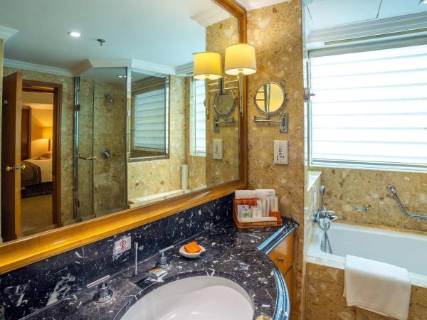 Crowne Plaza Qingdao, an IHG Hotel : photo 5 de la chambre suite exécutive - vue sur mer