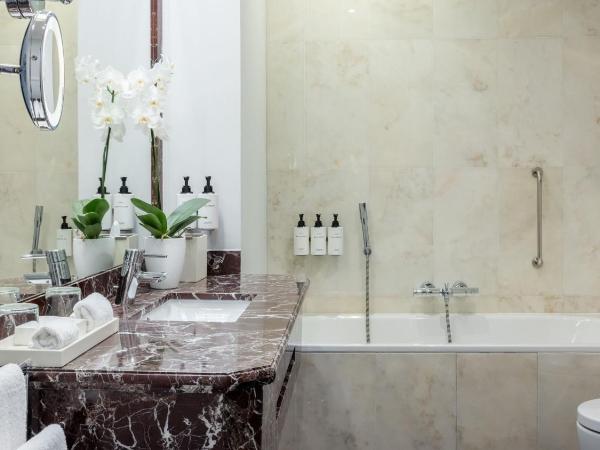 InterContinental Porto - Palacio das Cardosas, an IHG Hotel : photo 6 de la chambre chambre lit king-size classique