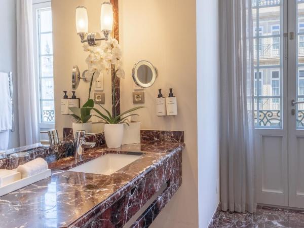 InterContinental Porto - Palacio das Cardosas, an IHG Hotel : photo 5 de la chambre chambre lits jumeaux classique avec vue sur la ville