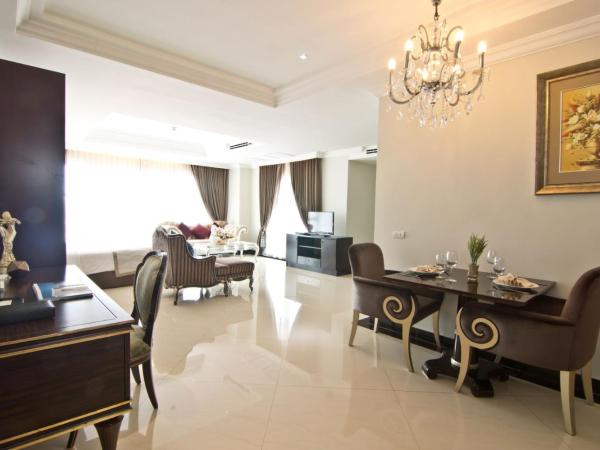 LK Royal Wing : photo 9 de la chambre suite exécutive avec bain à remous