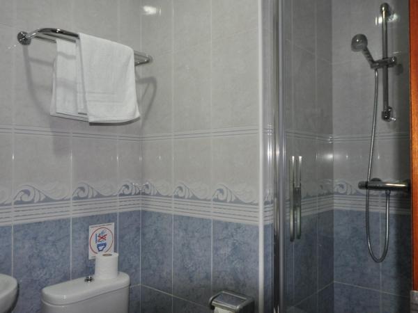 Pension Alameda : photo 2 de la chambre chambre simple avec balcon