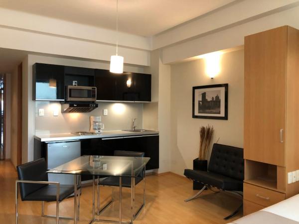 Capri Reforma 410 : photo 3 de la chambre chambre double Économique