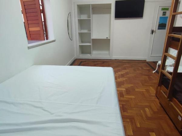 Hostel Casarão 65 : photo 1 de la chambre chambre familiale