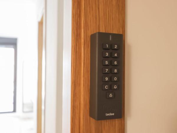 Hostal Roca 26 : photo 1 de la chambre chambre double