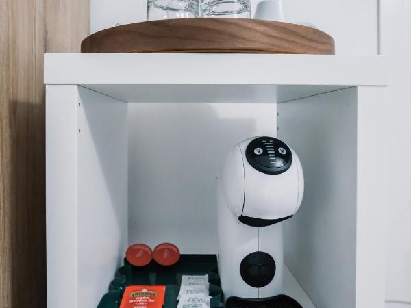 Flora Inn Scotti's House - Due passi in centro : photo 8 de la chambre chambre double avec salle de bains privative