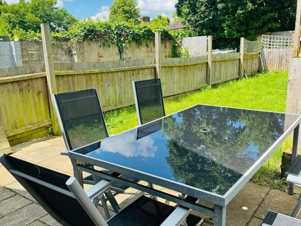 Hollybush Double Bedroom : photo 4 de la chambre chambre lit king-size standard