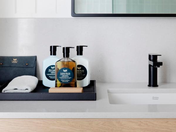 Manly Pacific Sydney MGallery Collection : photo 4 de la chambre chambre lit king-size océan avec terrasse