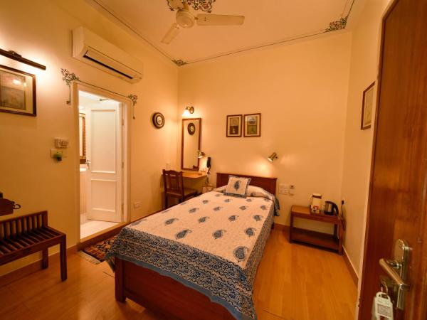 Hotel Arya Niwas : photo 1 de la chambre chambre simple Économique