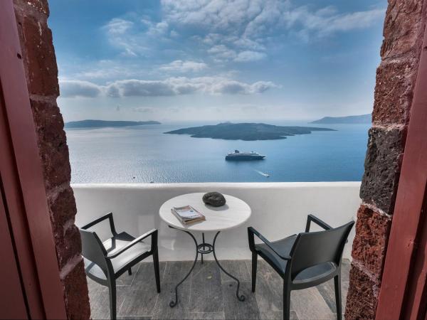 Aigialos Luxury Traditional Settlement : photo 2 de la chambre résidence premier - vue sur caldeira