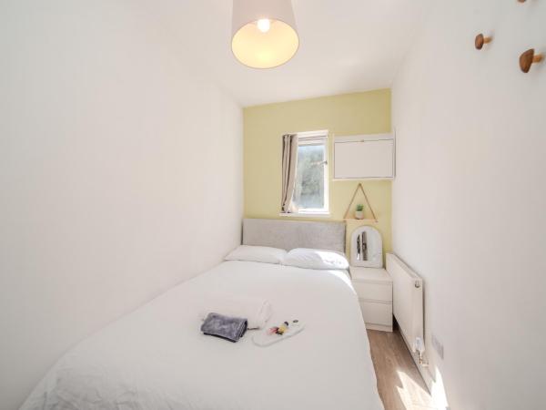 HarmonyNest Parkview Elegance : photo 8 de la chambre chambre double avec salle de bains privative extérieure