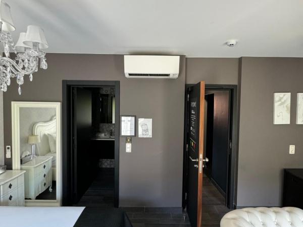 Hôtel Verone - Liège Centre : photo 6 de la chambre chambre double avec douche
