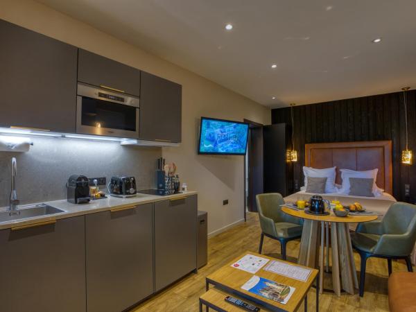 La Perle de Domme : photo 4 de la chambre studio avec terrasse