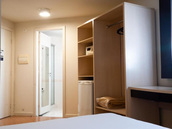 Master Curitiba Hotel - 1,6 km do Estádio Couto Pereira - Show : photo 4 de la chambre chambre double classique