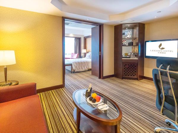 Leeden Hotel Guangzhou : photo 2 de la chambre suite affaires