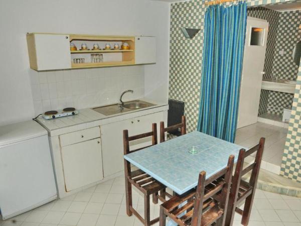 Appart-Hôtel Tagadirt : photo 5 de la chambre studio