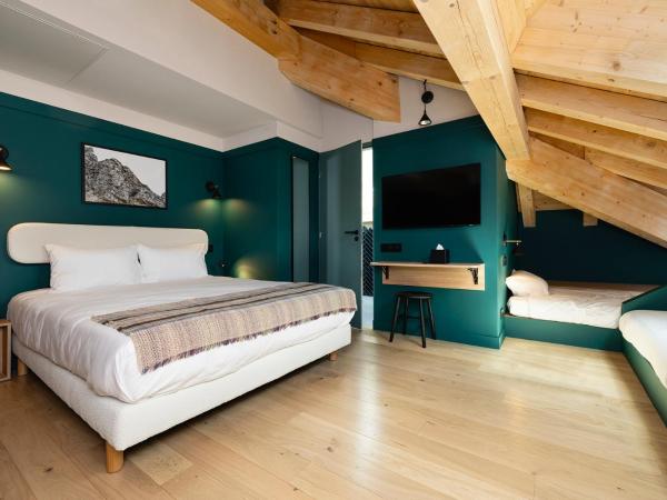 Hôtel Restaurant la Couronne : photo 4 de la chambre chambre familiale supérieure