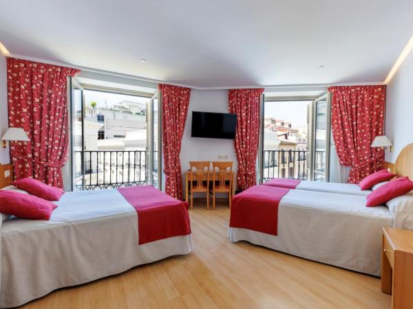 Hotel Europa : photo 1 de la chambre chambre quadruple