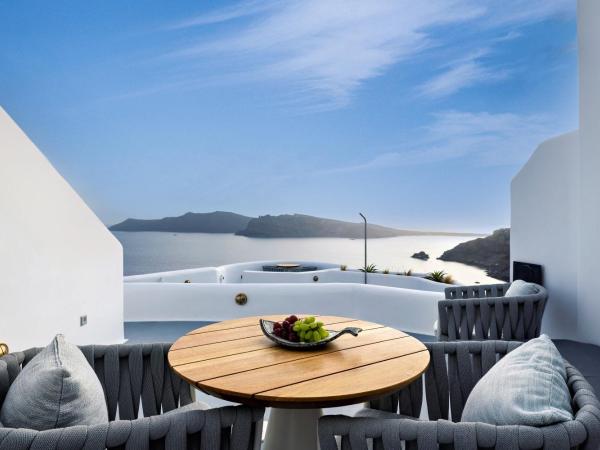 IKIES Santorini : photo 9 de la chambre maison the fisherman - vue sur caldera