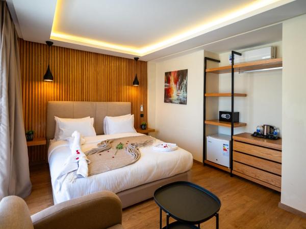 Unico Hotel Maarif : photo 7 de la chambre chambre double avec balcon