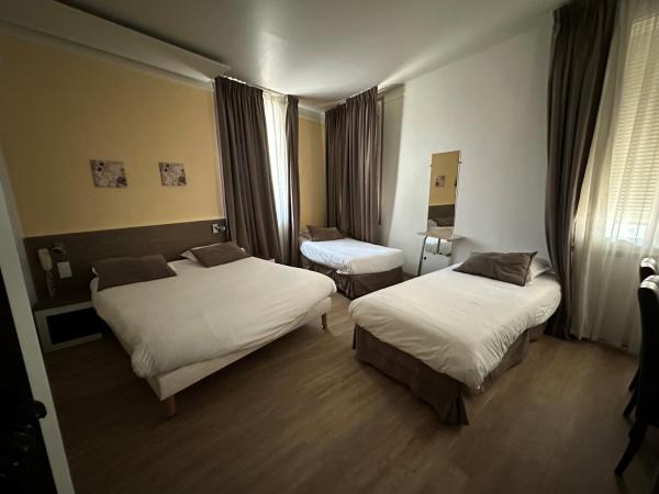 HOTEL DES PRINCES - HOTEL KYRIAD ORANGE Centre Ville -- 3 Etoiles -- Provence Alpes Côte d'Azur - France - A7-A9 : photo 2 de la chambre comfort quadruple room - 1 double bed 2 single beds